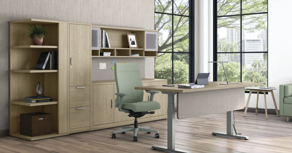 best sit-to-stand desks